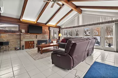 224 N Fremont St, Whitewater, WI 53190 - Photo 5