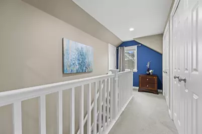 621 E Hampton Rd, Whitefish Bay, WI 53217 - Photo 21