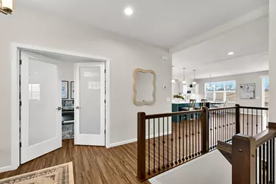 8020 W Preserve Pkwy, Mequon, WI 53097 - Photo 3