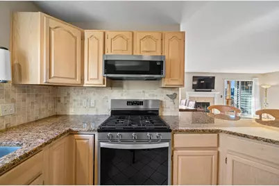 1095  Lakeland Dr #9-22, Geneva, WI 53147 - Photo 33