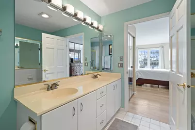 1095  Lakeland Dr #9-22, Geneva, WI 53147 - Photo 13