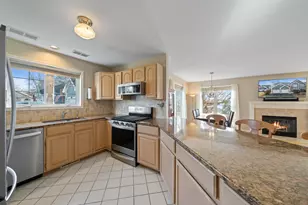 1095 Lakeland Dr, Geneva, WI 53147 - Photo 35