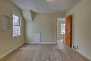 1315 W Keefe Ave, Milwaukee, WI 53206 - Photo 19