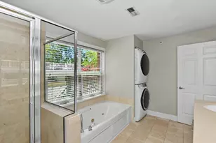 1888 N Water St, Milwaukee, WI 53202 - Photo 19