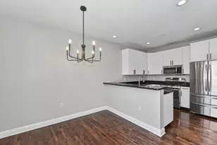 1888 N Water St, Milwaukee, WI 53202 - Photo 9