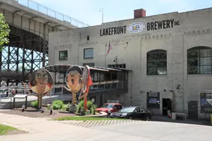 1888 N Water St, Milwaukee, WI 53202 - Photo 41