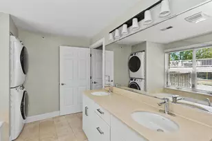 1888 N Water St, Milwaukee, WI 53202 - Photo 25