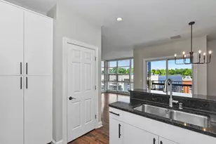 1888 N Water St, Milwaukee, WI 53202 - Photo 13