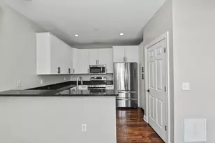 1888 N Water St, Milwaukee, WI 53202 - Photo 7