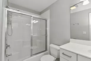 1888 N Water St, Milwaukee, WI 53202 - Photo 23