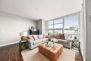 1888 N Water St, Milwaukee, WI 53202 - Photo 19