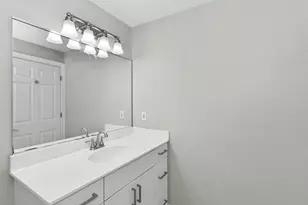 1888 N Water St, Milwaukee, WI 53202 - Photo 19
