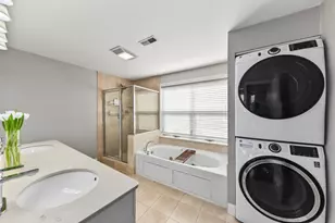 1888 N Water St, Milwaukee, WI 53202 - Photo 21