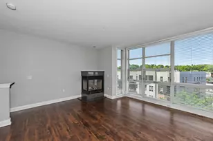 1888 N Water St, Milwaukee, WI 53202 - Photo 7