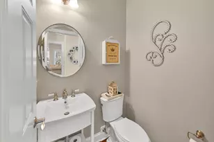 13300 N Silver Fox Dr, Mequon, WI 53097 - Photo 11