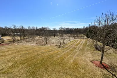 13300 N Silver Fox Dr, Mequon, WI 53097 - Photo 25