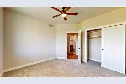 726 E Reinel St, Jefferson, WI 53549 - Photo 41