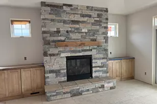 726 E Reinel St, Jefferson, WI 53549 - Photo 15