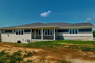 726 E Reinel St, Jefferson, WI 53549 - Photo 77