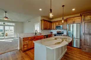 726 E Reinel St, Jefferson, WI 53549 - Photo 3