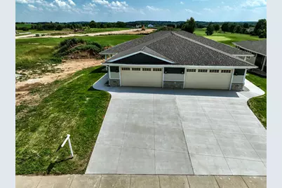 726 E Reinel St, Jefferson, WI 53549 - Photo 73