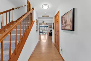 10446 S George Dr, Oak Creek, WI 53154 - Photo 5