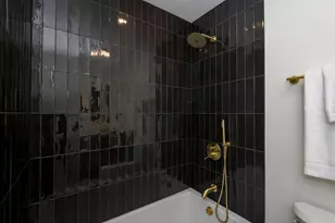 5821 W Wells St, Wauwatosa, WI 53213 - Photo 37
