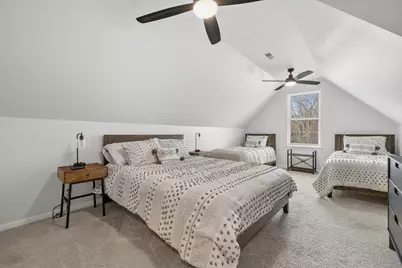 802  Manor Dr, Silver Lake, WI 53170 - Photo 41