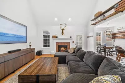 802  Manor Dr, Silver Lake, WI 53170 - Photo 11