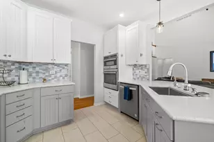 802 Manor Dr, Salem Lakes, WI 53170 - Photo 17