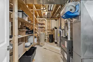 802 Manor Dr, Salem Lakes, WI 53170 - Photo 53