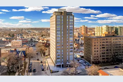 1707 N Prospect Ave #11B, Milwaukee, WI 53202 - Photo 1