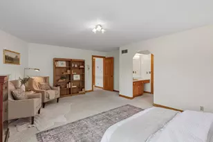 12605 N St Anne Ln, Mequon, WI 53092 - Photo 27