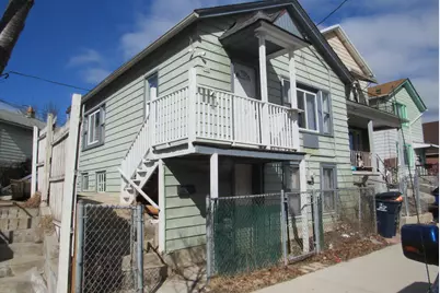 946 W Windlake Ave, Milwaukee, WI 53204 - Photo 1