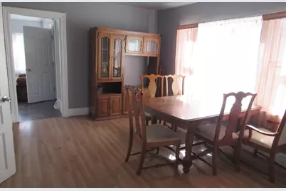 946 W Windlake Ave, Milwaukee, WI 53204 - Photo 13