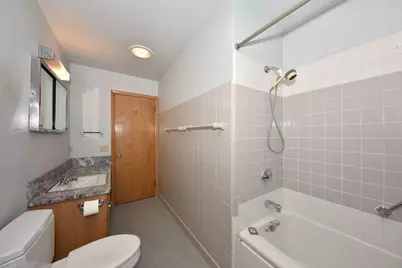 1927 N 118th St, Wauwatosa, WI 53226 - Photo 13