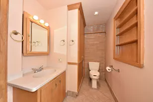 1927 N 118th St, Wauwatosa, WI 53226 - Photo 15