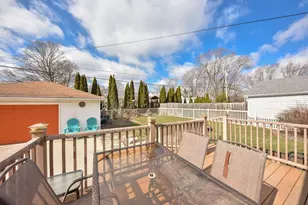 1927 N 118th St, Wauwatosa, WI 53226 - Photo 19