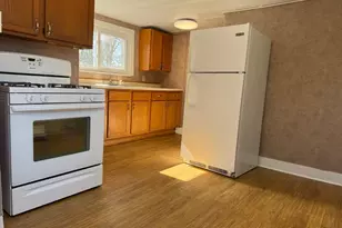 334 Sibley St, Fond du Lac, WI 54935 - Photo 9