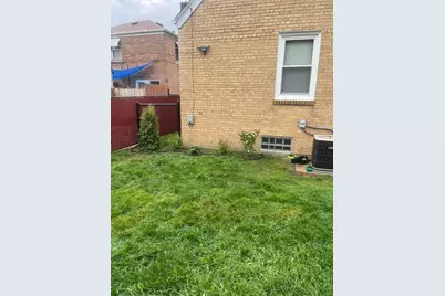 2408  Mitchell St, Racine, WI 53403 - Photo 27