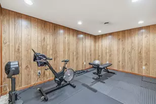 8331 N 93rd St, Milwaukee, WI 53224 - Photo 21