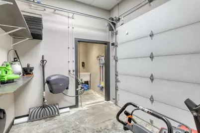 W156N11482  Pilgrim Rd, Germantown, WI 53022 - Photo 25