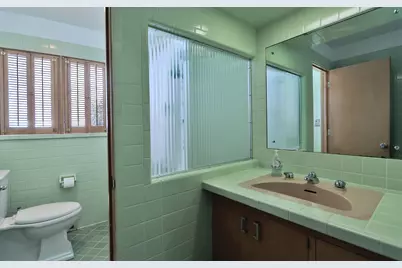 7810  5th Ave, Kenosha, WI 53143 - Photo 15