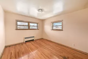 7007 W Becher St, West Allis, WI 53219 - Photo 11