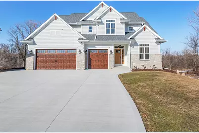 11386  Tess Creek St, Franklin, WI 53132 - Photo 1