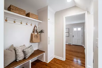 6053 N Shoreland Ave, Whitefish Bay, WI 53217 - Photo 11