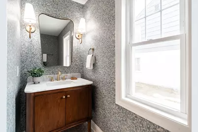 6053 N Shoreland Ave, Whitefish Bay, WI 53217 - Photo 13