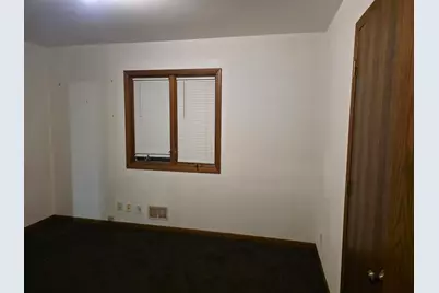 5874 N 79th St, Milwaukee, WI 53218 - Photo 11