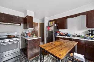 6908 N 42nd St, Milwaukee, WI 53209 - Photo 9