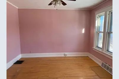 3033 N Holton St, Milwaukee, WI 53212 - Photo 5